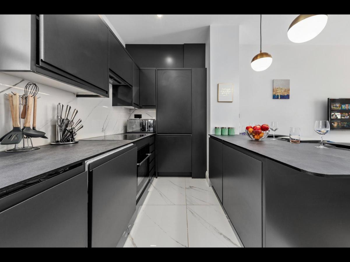 Stylish 2 Bedroom Apartment In Westminster Sleeps 5 With Ac Λονδίνο Εξωτερικό φωτογραφία